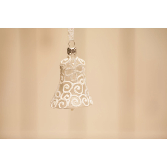 Zvonček biely photo