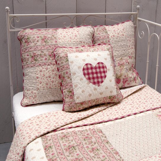 Patchworková prikrývka so srdiečkami 230*260 cmphoto