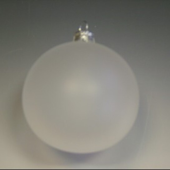 Ozdoba - guľa biela hladkáphoto